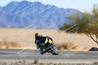 media/Jan-08-2022-SoCal Trackdays (Sat) [[1ec2777125]]/Turn 4 (1145am)/